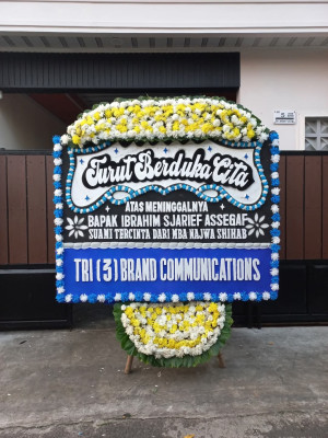 Papan Bunga Duka di Jayanti